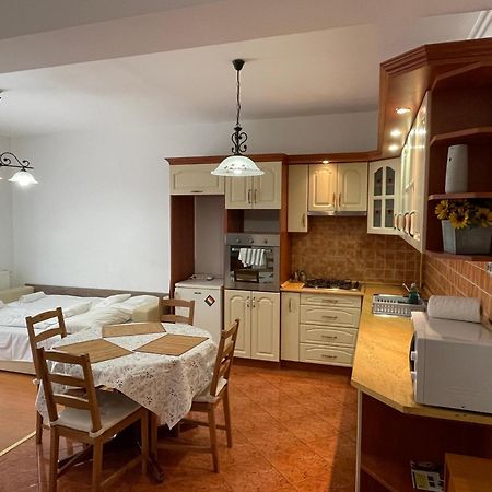 Zoli Apartmanok-Anita Koelcsey 34-36 Hajduszoboszlo Exterior photo