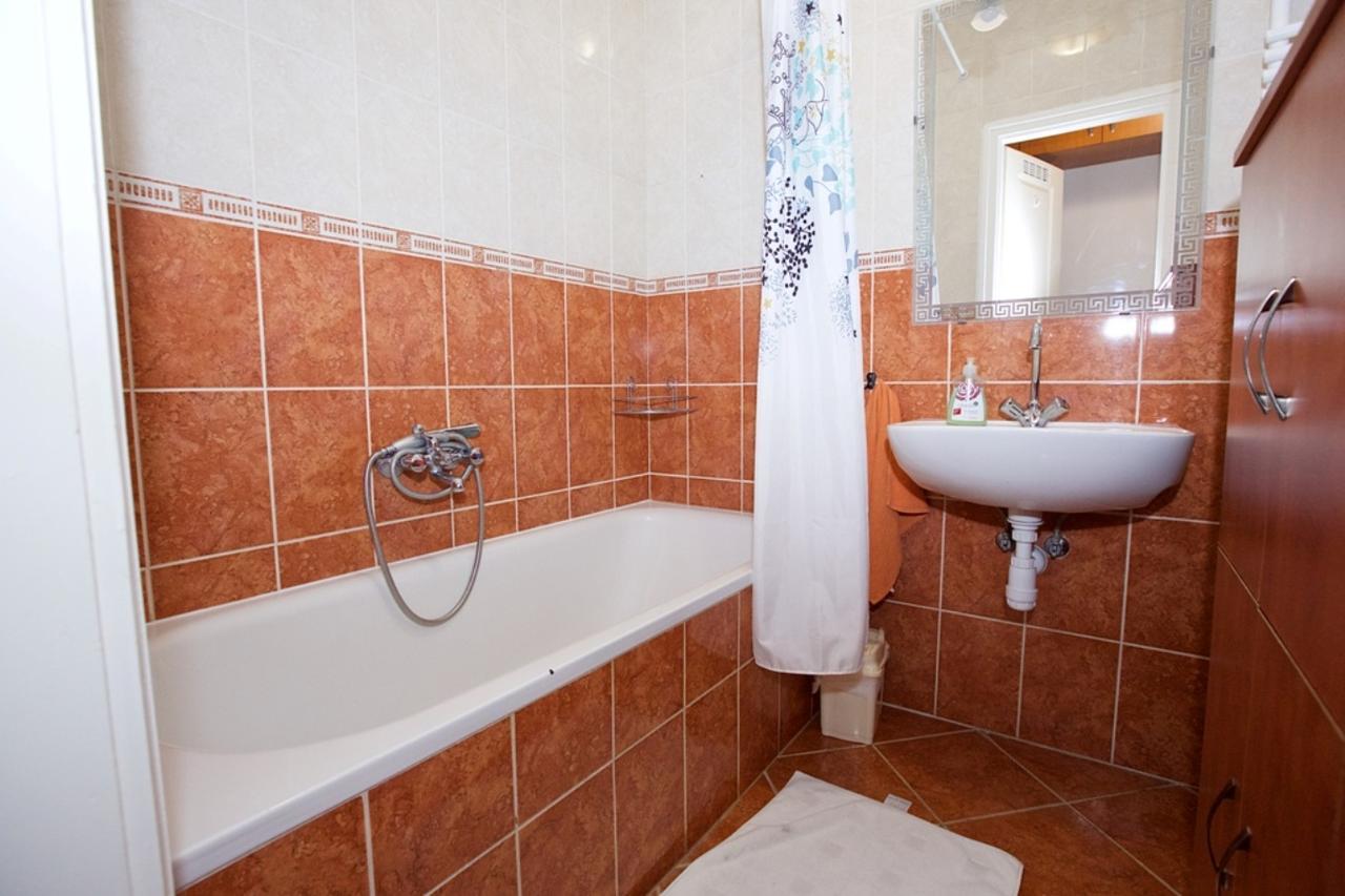 Zoli Apartmanok-Anita Koelcsey 34-36 Hajduszoboszlo Exterior photo